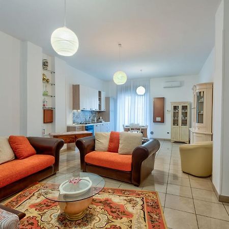 Casa Vacanza Binario 35 Ceglie Messapica Exterior foto